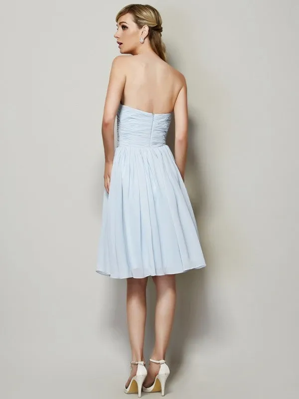 A-Line Chiffon Strapless Sleeveless Knee-Length With Hand-Made Flower Bridesmaid Dresses