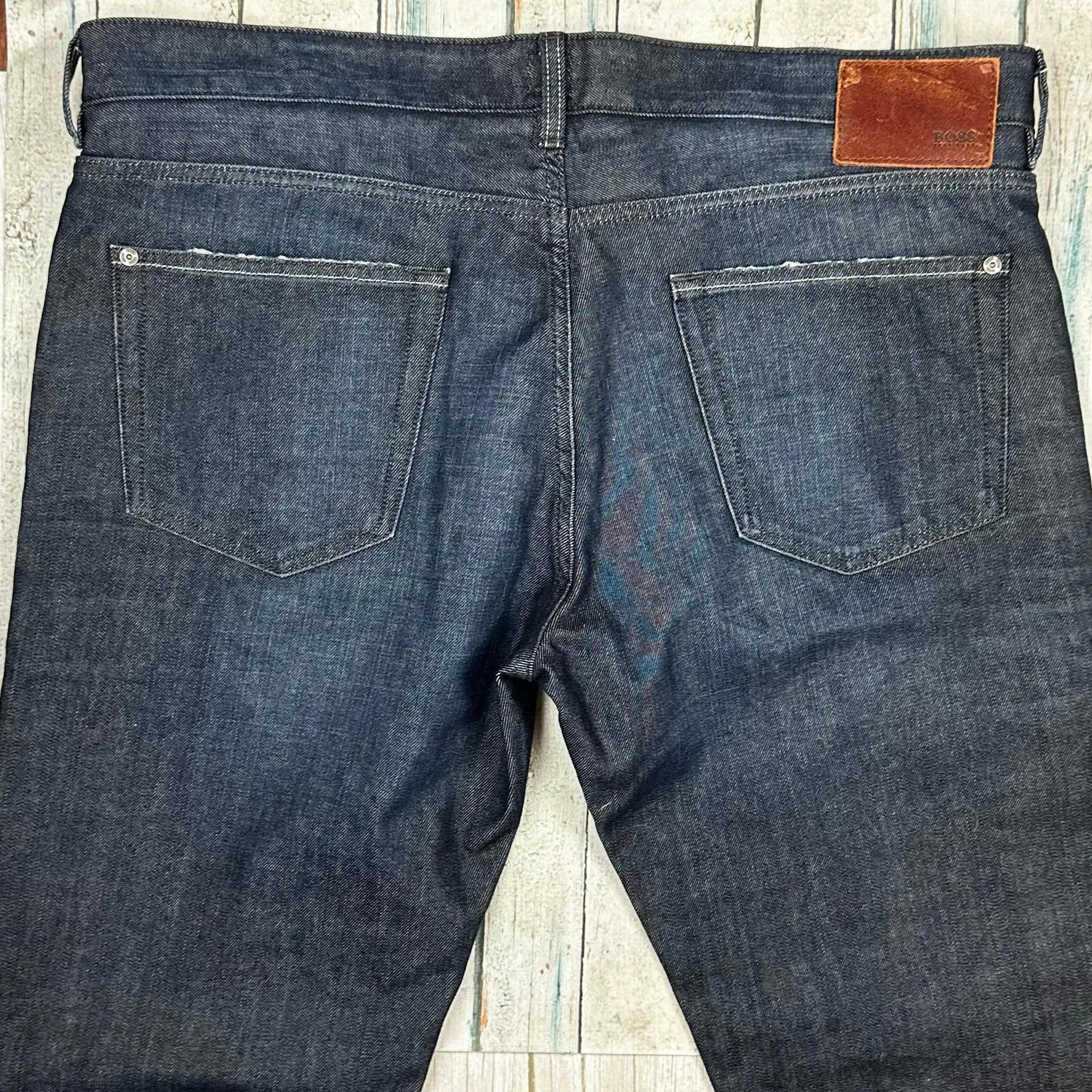 Hugo Boss Men's 'Kansas' Regular Fit Jeans - Size 40/34