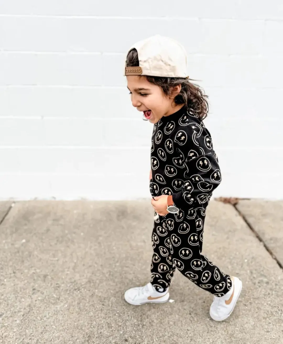 Trendy Black Smiley & Lightning Bolt Kids Sweatshirt and Jogger Set/Boys two piece sets